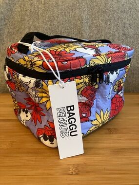 NWT - BAGGU x Peanuts Puffy Lunch Bag in Floral Snoopy Print